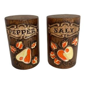 Vintage 1970's Treasure Craft Apple and Pear Salt and Pepper Shakers